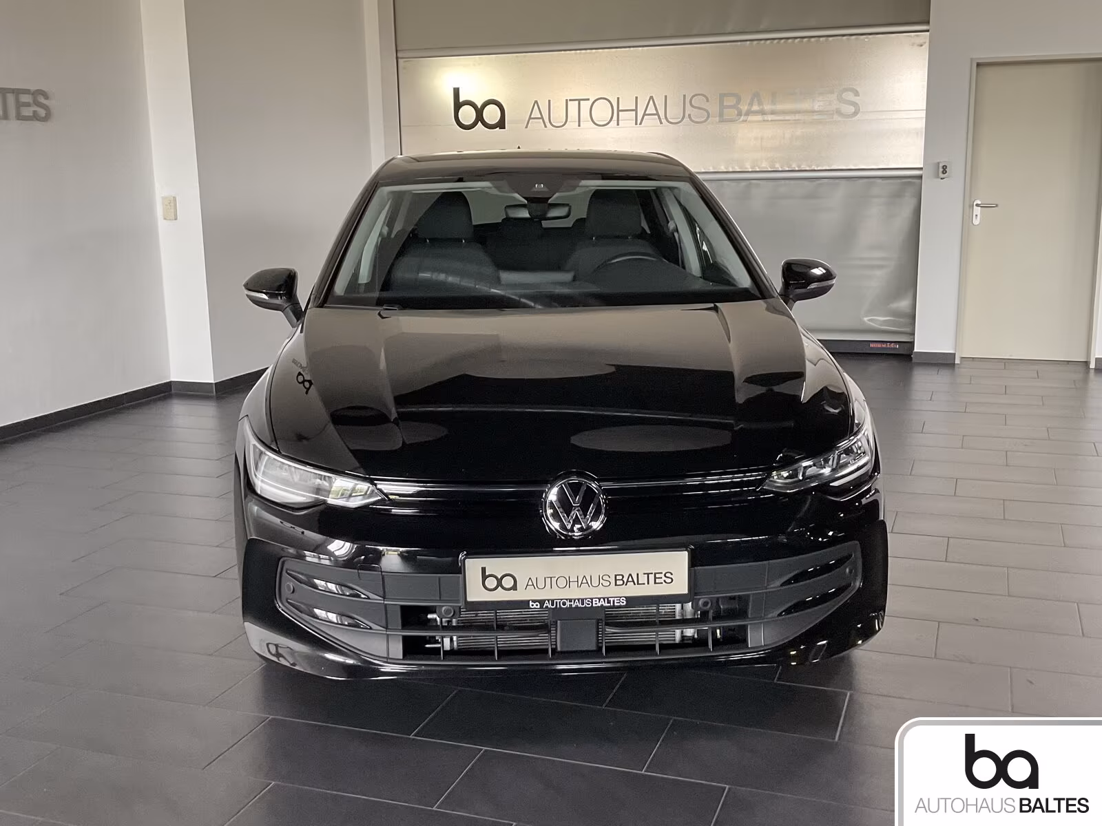 Volkswagen Golf VIII 1.5 TSI Life ACC/LED/PDC/CockpitPro, миниатюра 2