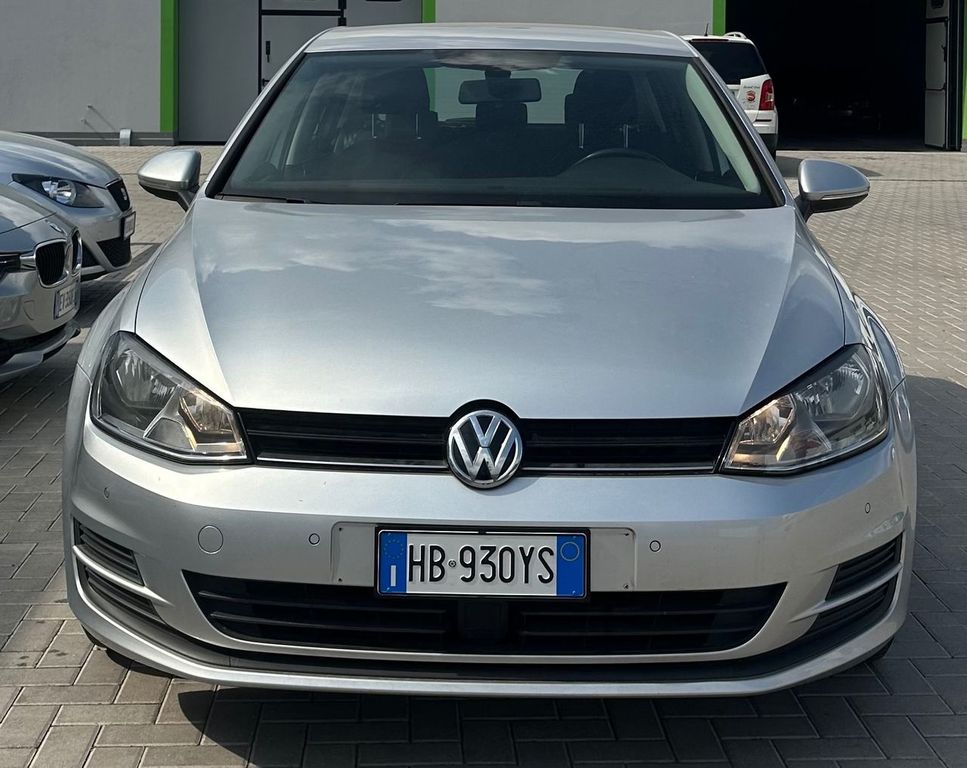 Image of Volkswagen Golf
