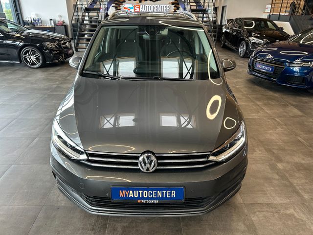 MYAUTOCENTER – Gebraucht- und Jahreswagen mit Werkstattservice in Pfaffenhofen Volkswagen Touran *AHK*ACC*PDC*3-Zonen*NAVI*1-HAND*