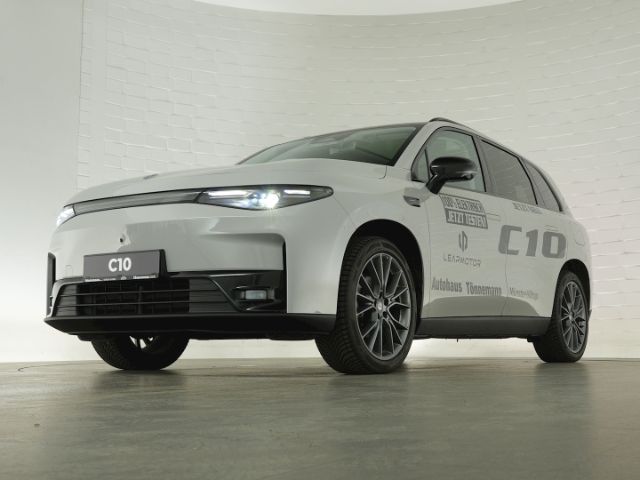 C10 DESIGN 69,9 kWh+NAVI+360°KAMERA+PANORAMADACH