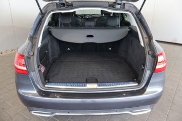 Mercedes-Benz C 250 T d FRONT+NAVI+LED+AHK