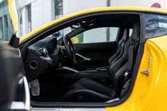 Fahrzeugabbildung Ferrari F12 Berlinetta Giallo Modena *MwSt./Scheckheft*