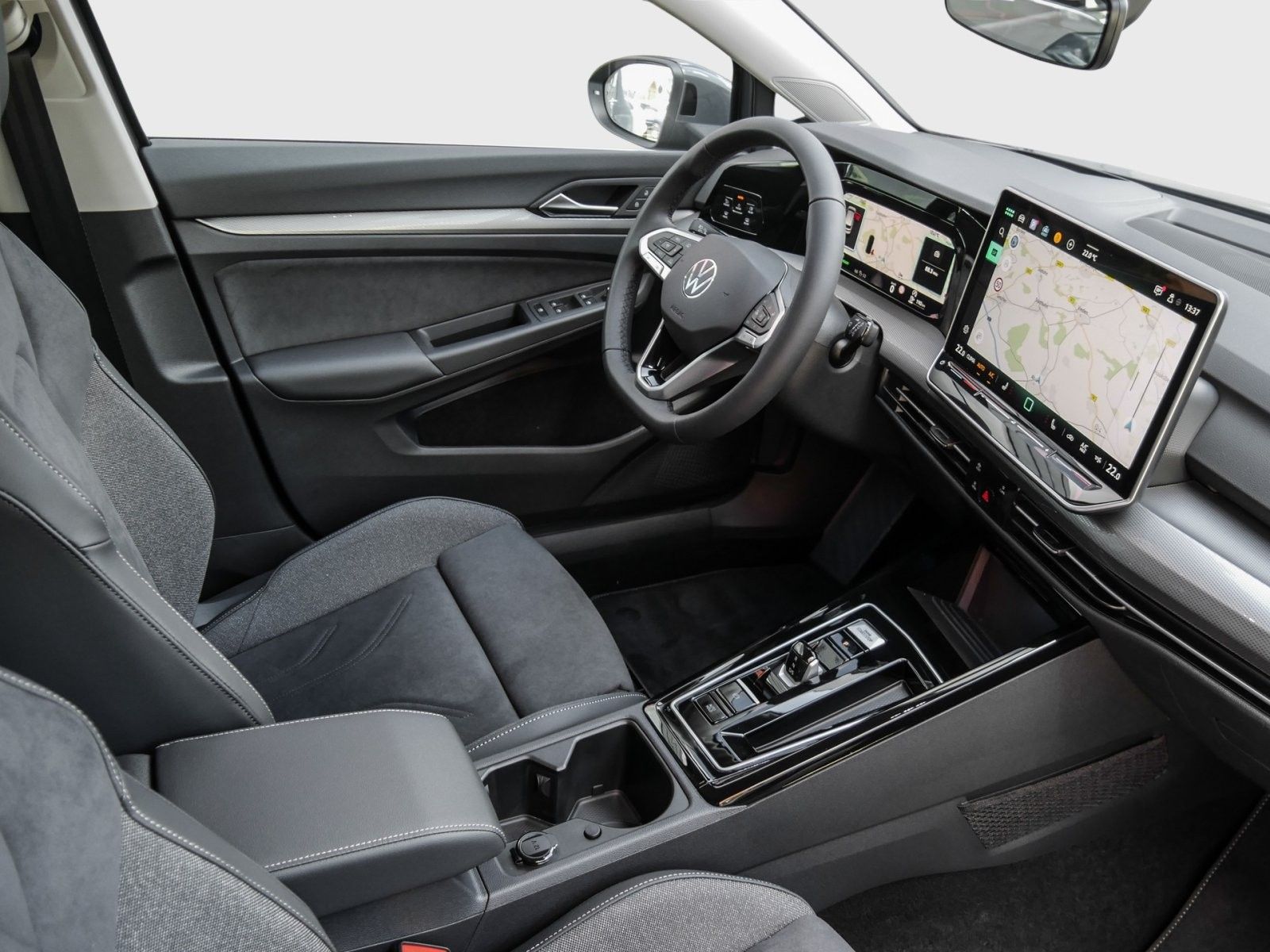 Volkswagen Golf VIII Style 1.5 eTSI DSG LED+ Navi AHK 18" H imagem 3