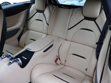 صورة مصغرة 23 لـ 2017 Ferrari GTC4LUSSO