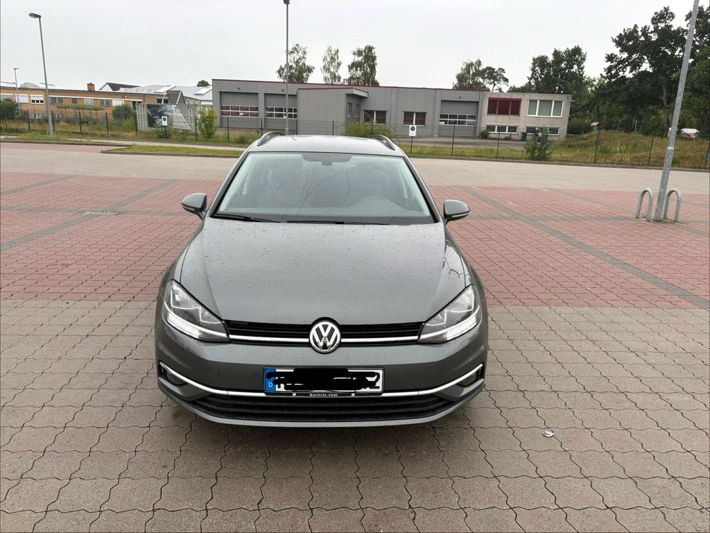 Image of Volkswagen Golf