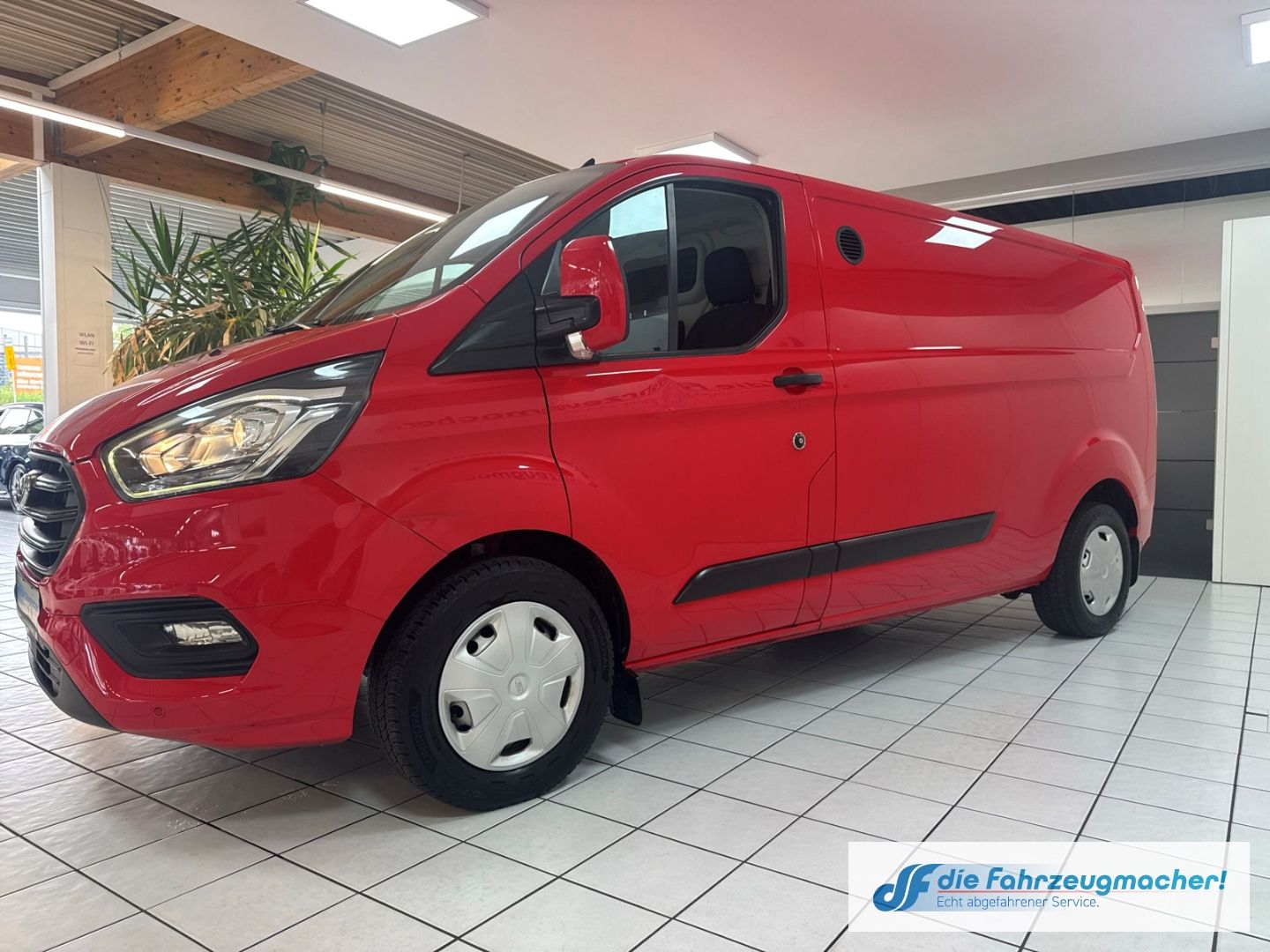 Fahrzeugabbildung Ford Transit Custom Kasten 340 L2 Trend 2.0 TDCi Navi