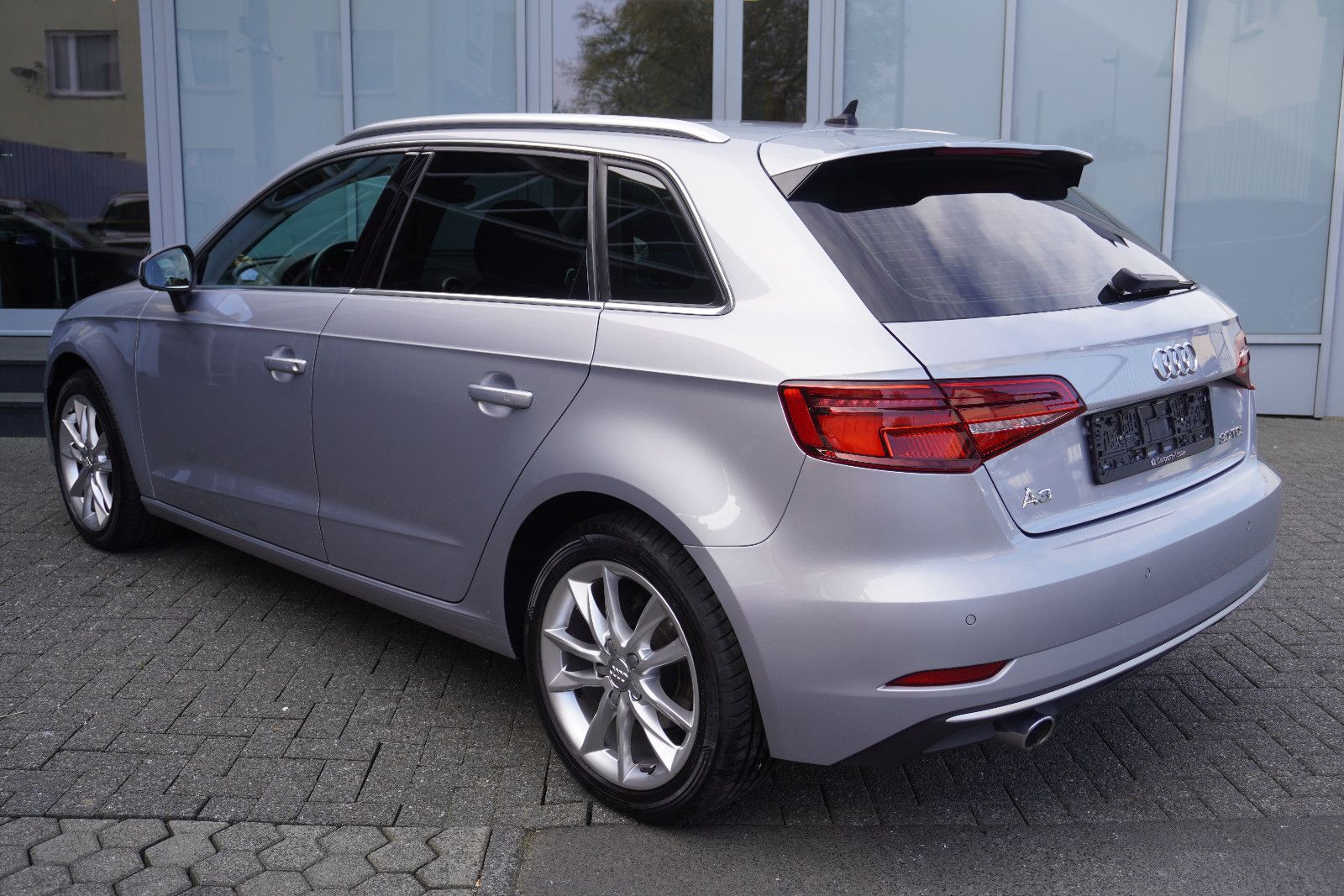 Audi A3 Sportback TDI sport Automatik/B&O/LED/SR+WR foto 4