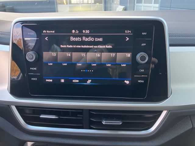 T-Roc 1,5 TSI Move KLIMA LED NAVI ALU