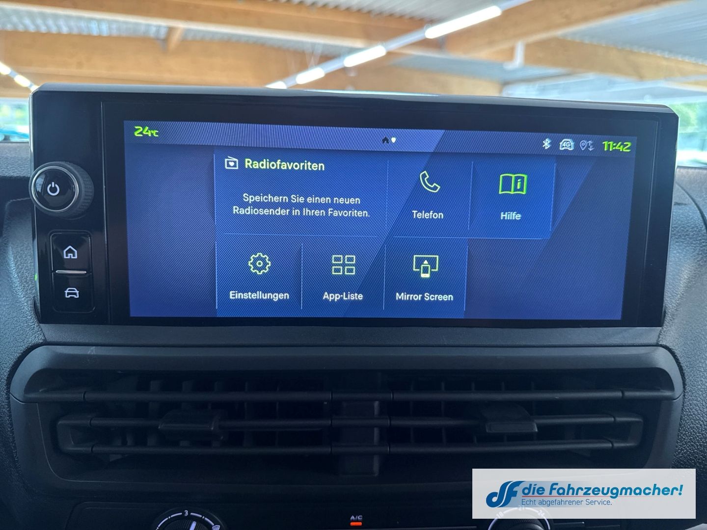 Fahrzeugabbildung Peugeot Expert Kasten Standard 1.5 BlueHDi 120 FAP EU6d