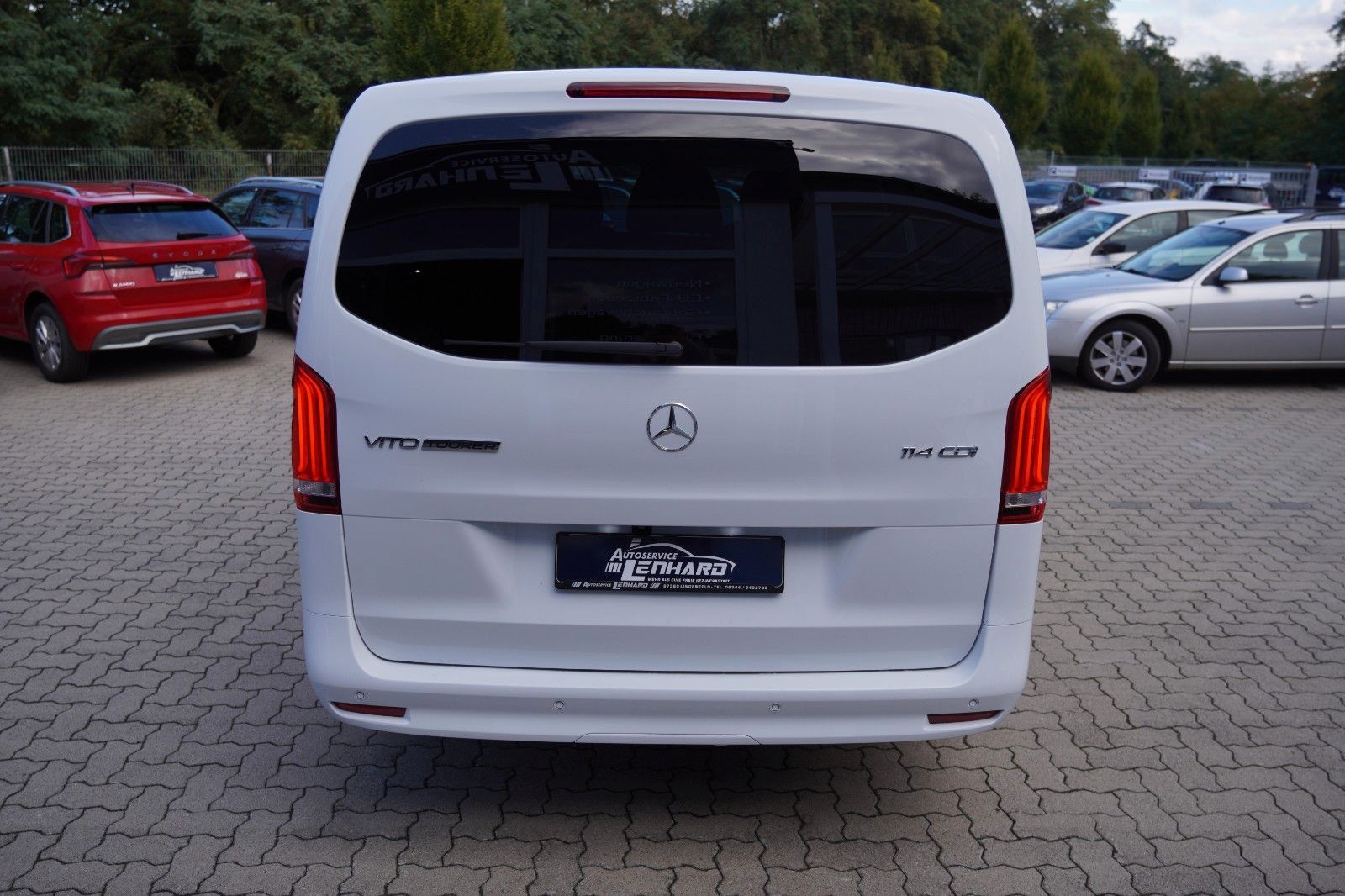 Fahrzeugabbildung Mercedes-Benz Vito Tourer 114CDI Pro lang*AHK*NAVI*SHZ*Standh*