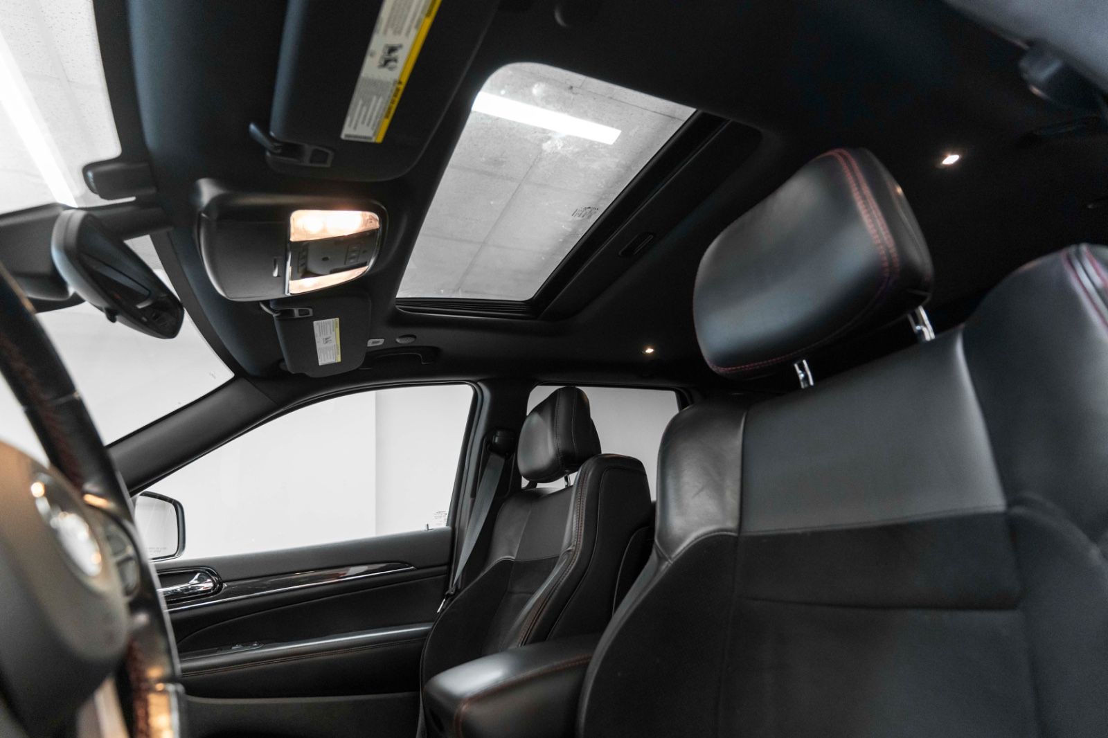 Fahrzeugabbildung Jeep Grand Cherokee Laredo X 3,6L LPG 4X4 KAM PANO
