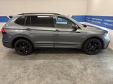 Volkswagen Tiguan Allspace R-Line 2.0TSI Matrix Black Style - Volkswagen: L