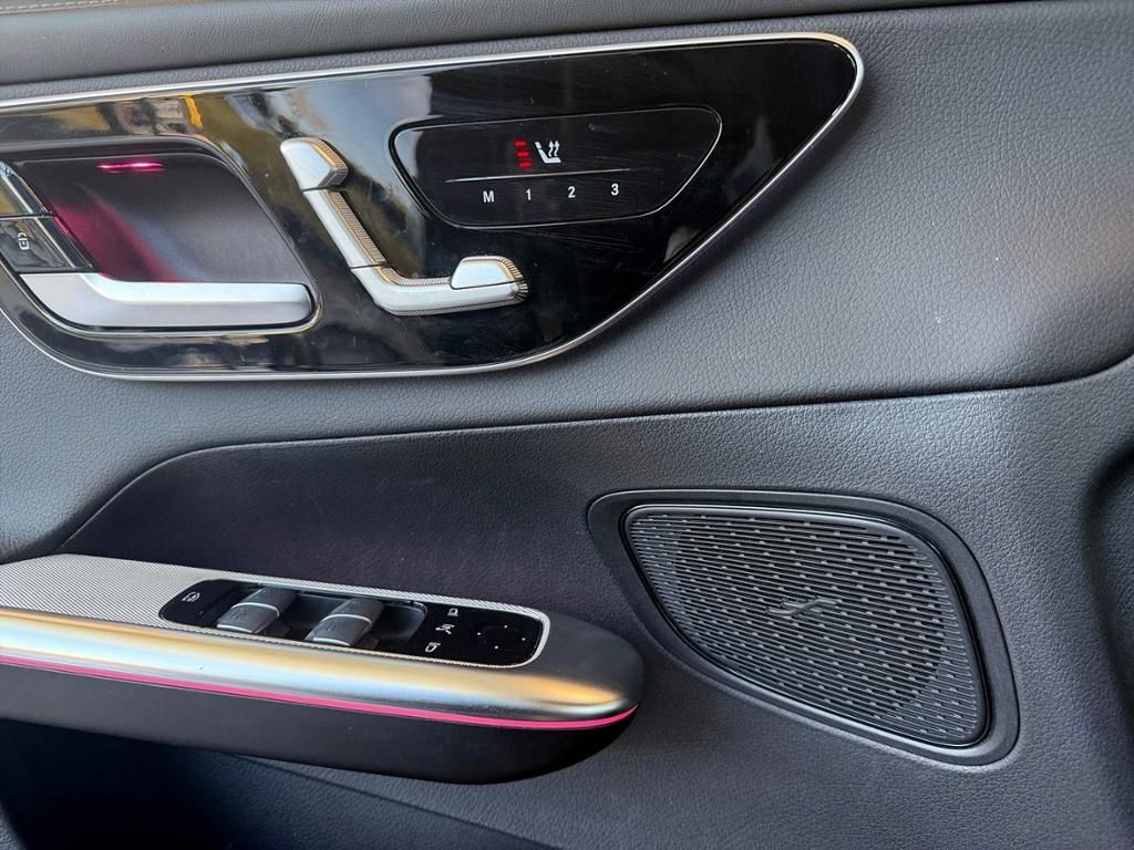 Mercedes-Benz GLC 300 e 4M AMG Night Pano DISTR HANDS-FREE foto 7