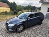 Skoda Octavia 1.4 TSI Elegance Combi Elegance - Skoda Octavia aus 2012 mit Benzin-Antrieb: Kombi, 1.4