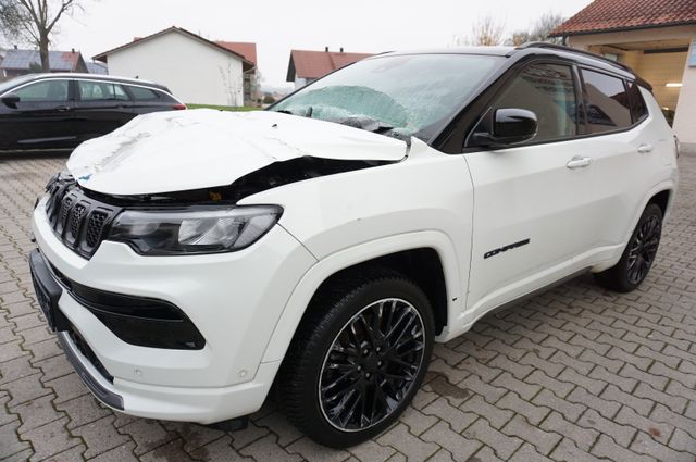 Jeep Compass 1.3l 4xe S Aut 4WD LED/ NAVI/LEDER