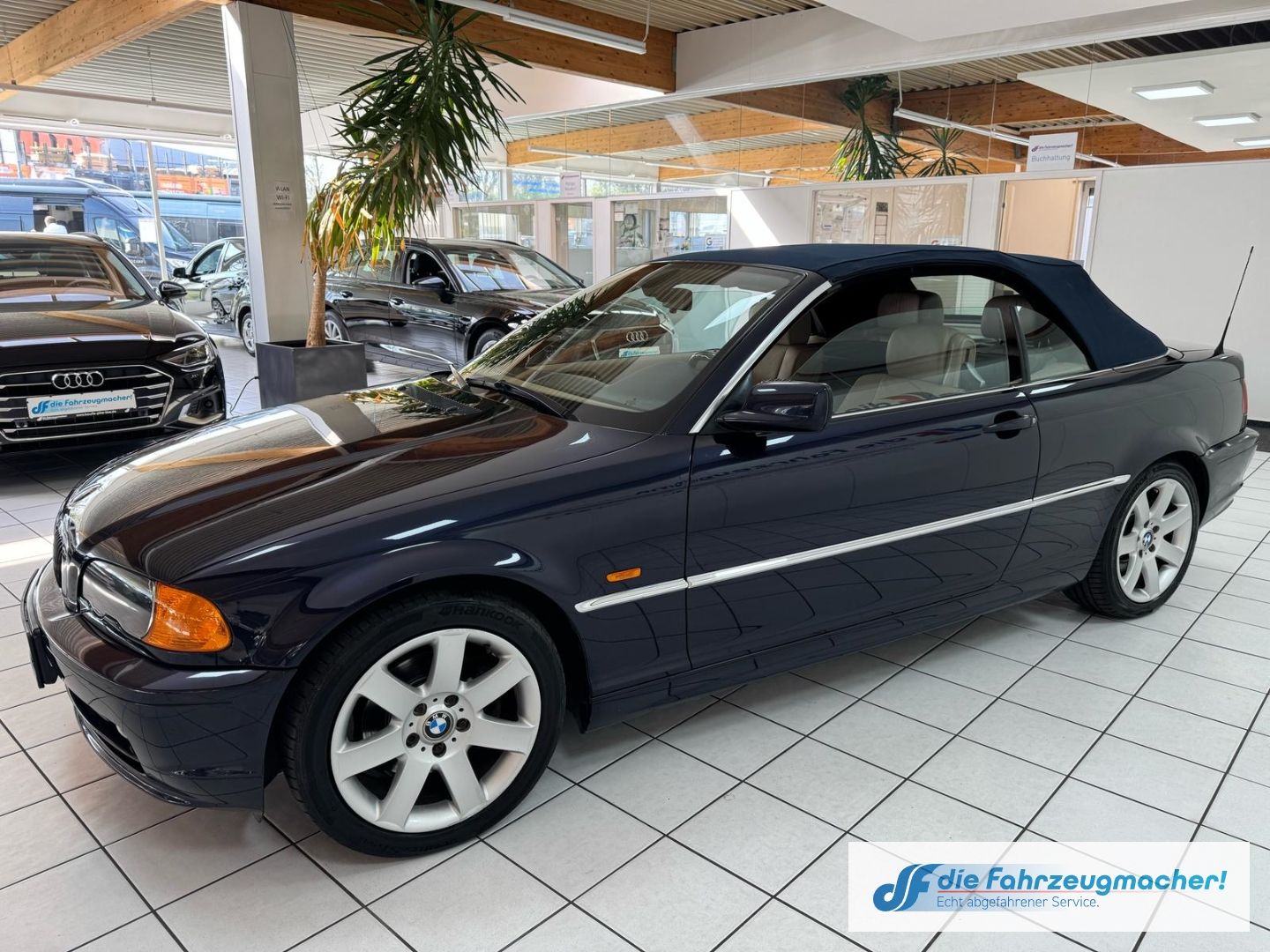 Fahrzeugabbildung BMW 320 Ci Cabrio El. Verdeck Hardtop Navi Leder Kli