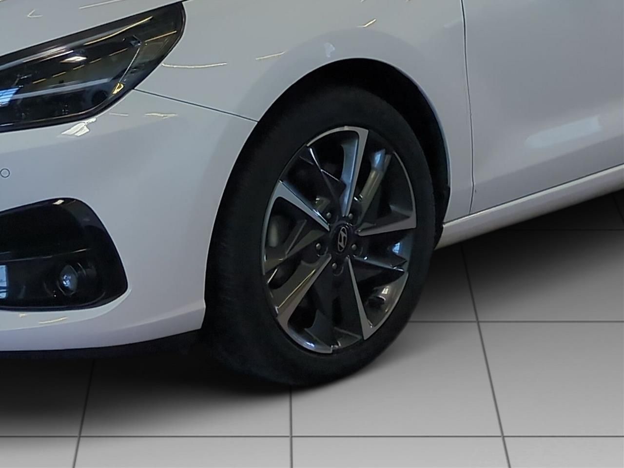 Fahrzeugabbildung Hyundai i30 1.5 T-GDI ADVANTAGE LED*SHZ*LHZ*NAVI*2Z-KLI*