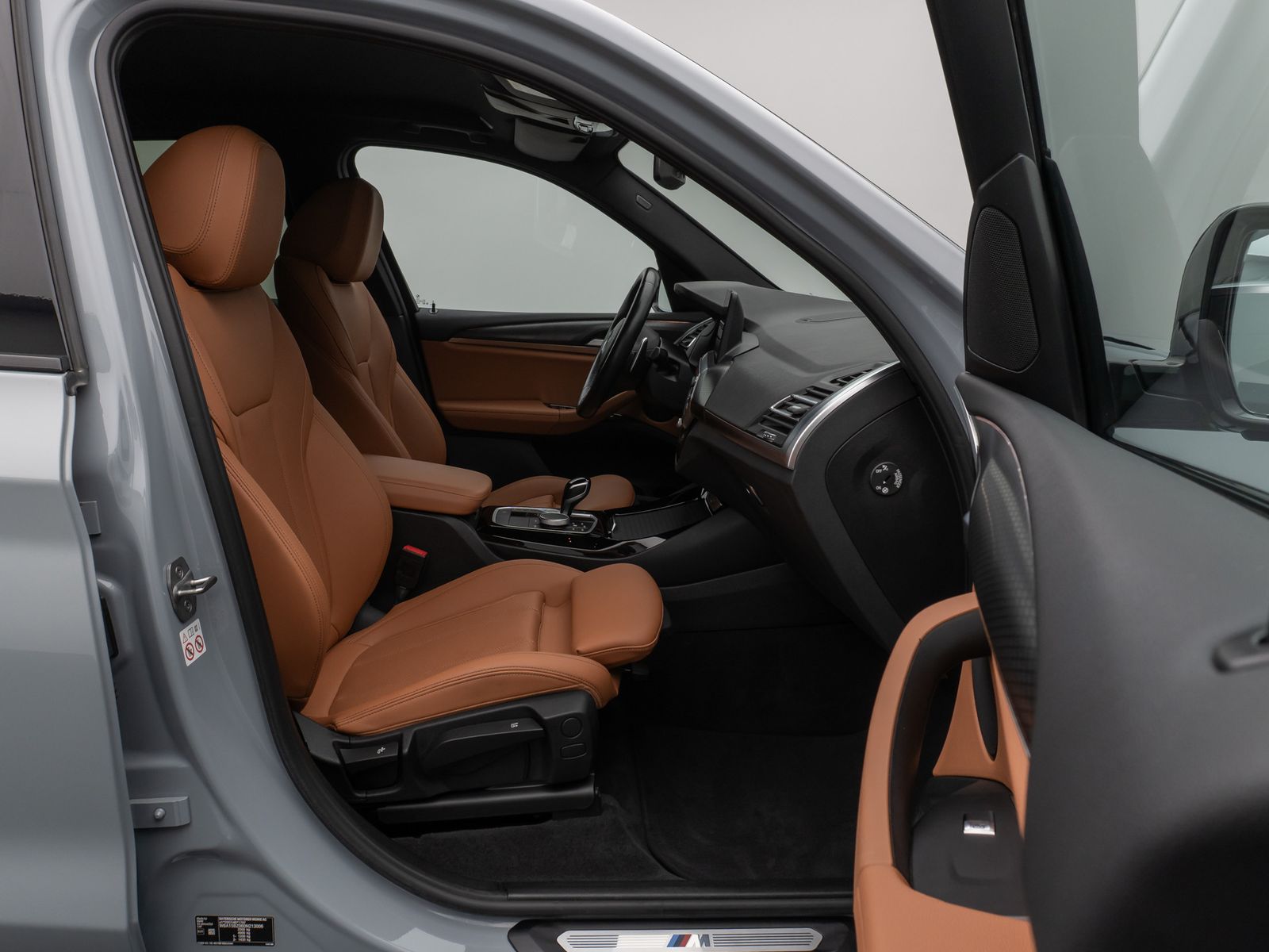 Fahrzeugabbildung BMW X3 xD20d M Sport Kamera DAB HiFi AHK Komfort 19"