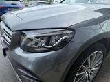 Mercedes-Benz GLC 300 4M AMG+LED+FLA+DIS+STAND+KAM+HUD+COM+TOT - gebrauchte Mercedes-Benz GLC 300 aus dem Jahr 2017