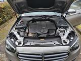 Mercedes-Benz Mercedes Benz W213 E300Tde - Mercedes-Benz E 300: 300td