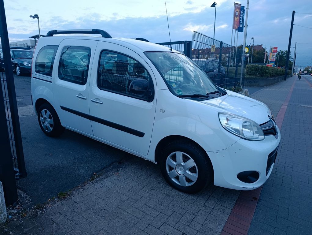 Renault Kangoo Happy Family*KLIMA*TÜV NEU*TEMP*USB*6GANG