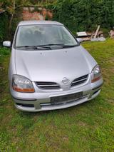 Nissan Almera Tino, Rentner Fahrzeug 98tkm - Nissan aus 2001