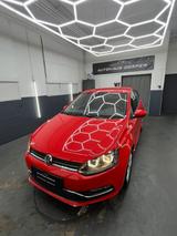 Volkswagen Polo 1.2 TSI DSG Comfortline BMT LED AHK PDC SHZ - VW Polo Gebrauchtwagen in Düsseldorf