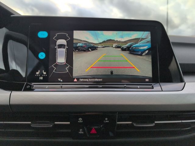 Golf VIII Variant 1.0 TSI PANO+AHK+RFK+NAVI+ACC+