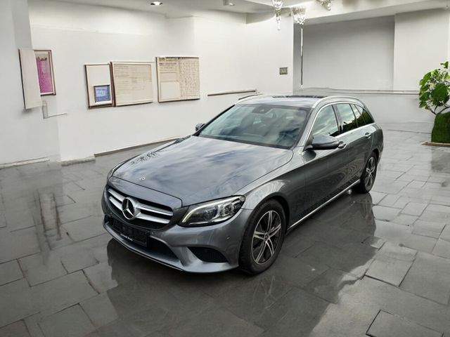 Mercedes-Benz C 220 T d Avantgarde*Multibeam*Leder