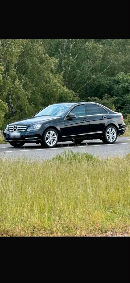 Mercedes-Benz C 220