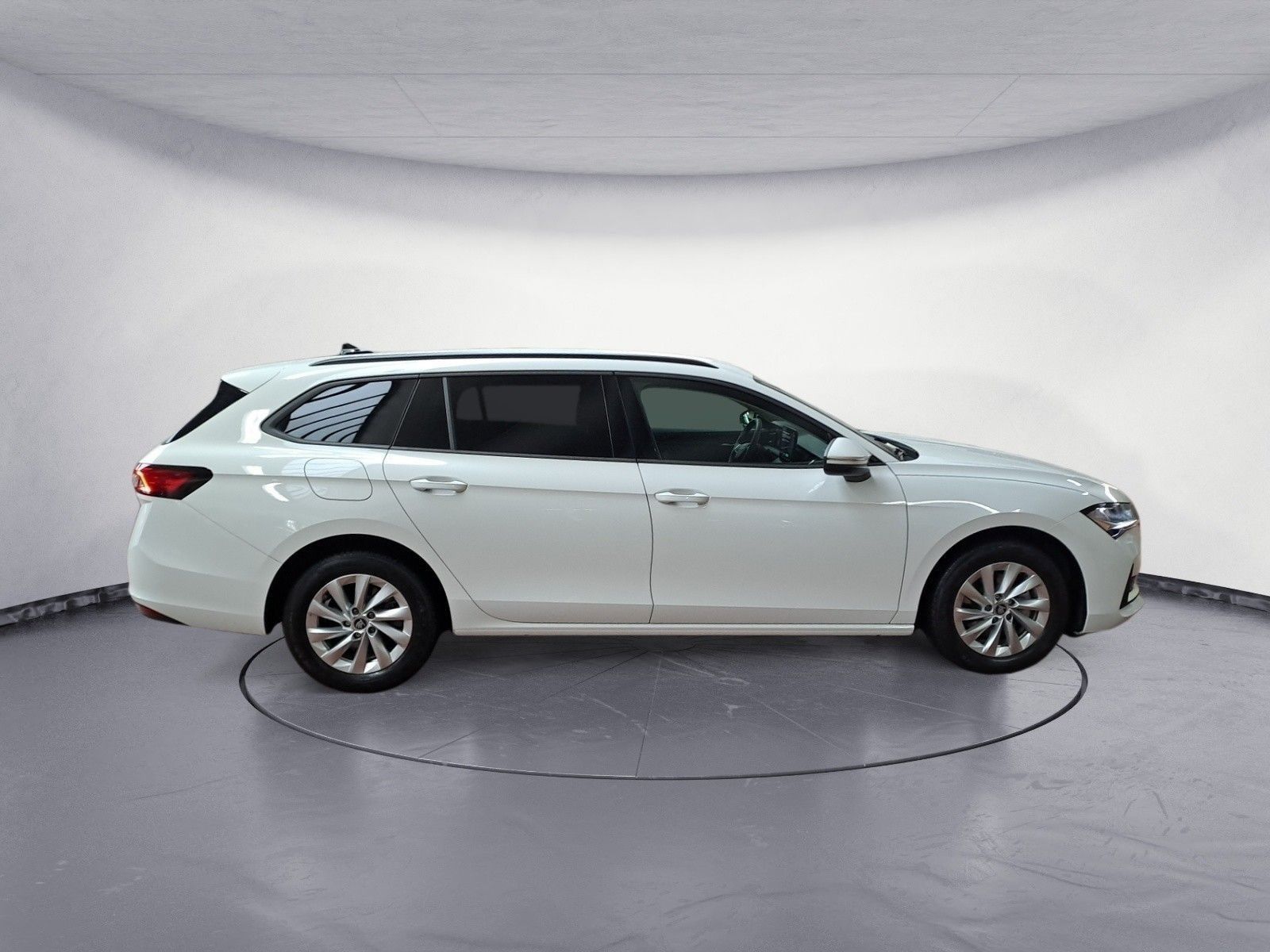 Skoda Superb - Bild 6