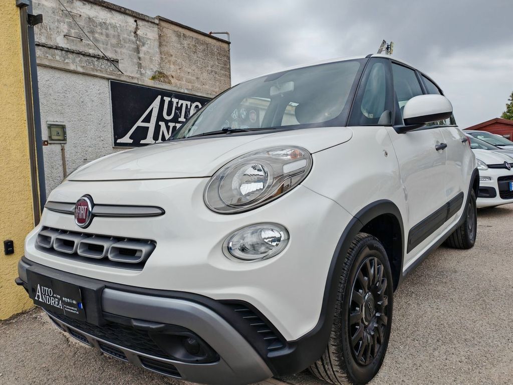 Image of Fiat 500L Cross