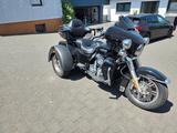 Harley-Davidson Tri Glide Ultrta - TRIKE