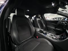 JAGUAR XE 2.0 d / R-Sport / 1.H / NUR. 89.tKM/ GARANTIE