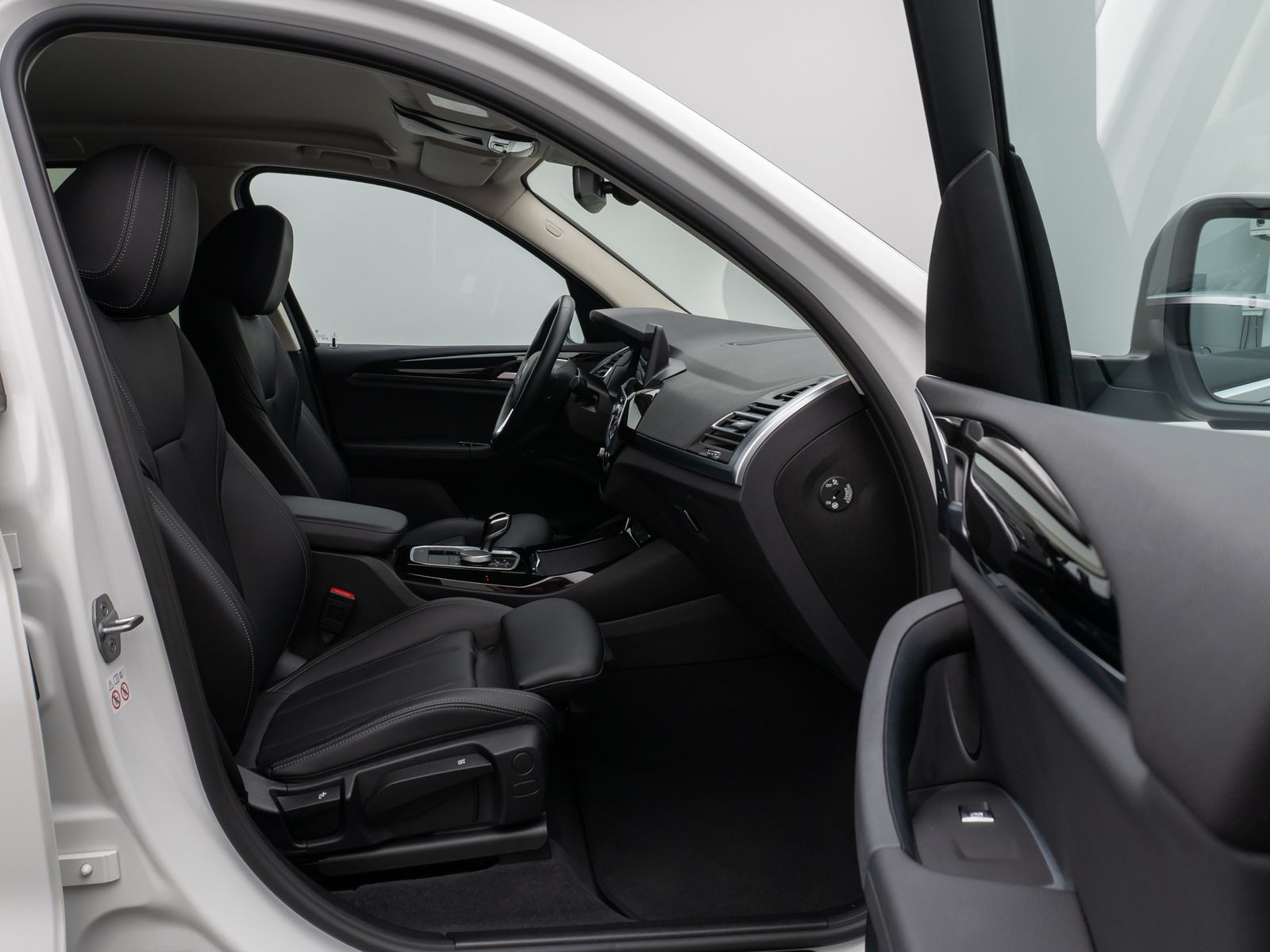 Fahrzeugabbildung BMW X3 xD20d Kamera DAB CockPit+DrivAssis LED Sport