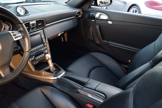 Fahrzeugabbildung Porsche 997.1 Turbo/Deutsch/Frisch zurück vom PZ-Service