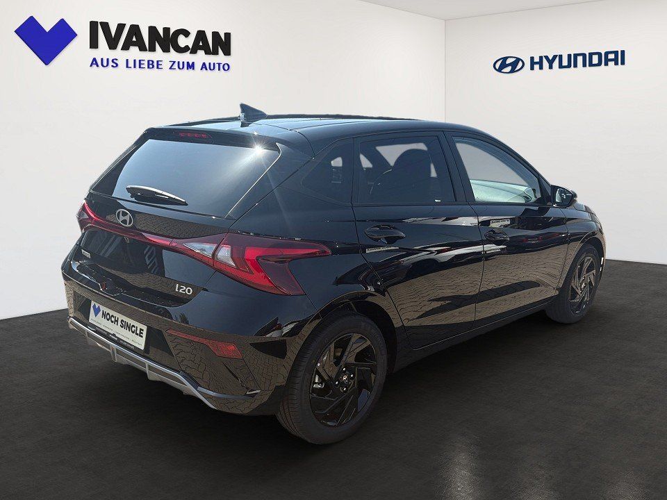 Fahrzeugabbildung Hyundai i20 1.0T 90PS Blackline