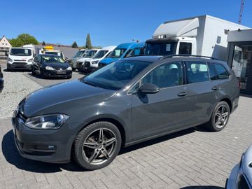 Volkswagen Golf - 5