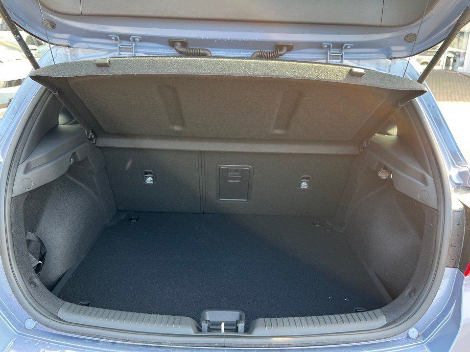 Fahrzeugabbildung Hyundai i30 1.0T 100PS DCT ADVANTAGE