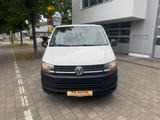 Volkswagen T6 KOMBI LANG:KLIMA:PDC:LEDER:9 SITZE:GARANTIE:: - VW T6 Transporter Gebrauchtwagen in Stuttgart