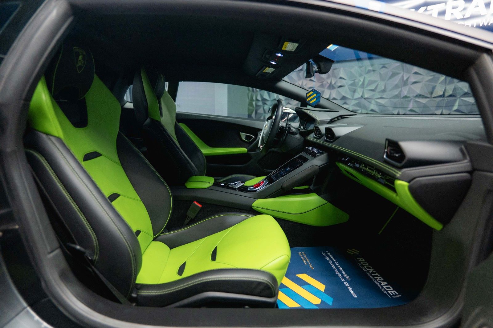 Fahrzeugabbildung Lamborghini Huracán EVO V10 LP640 AWD *Lift*LED*Keramik*19%*