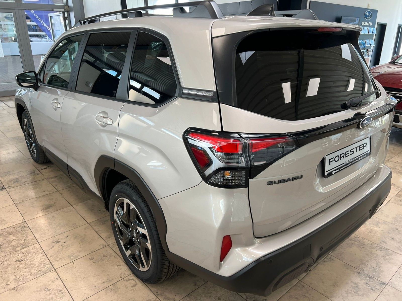Subaru Forester 2.0 Active AWD | LED | 306° | EyeSight imagem 3