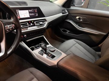 BMW 320 - 9