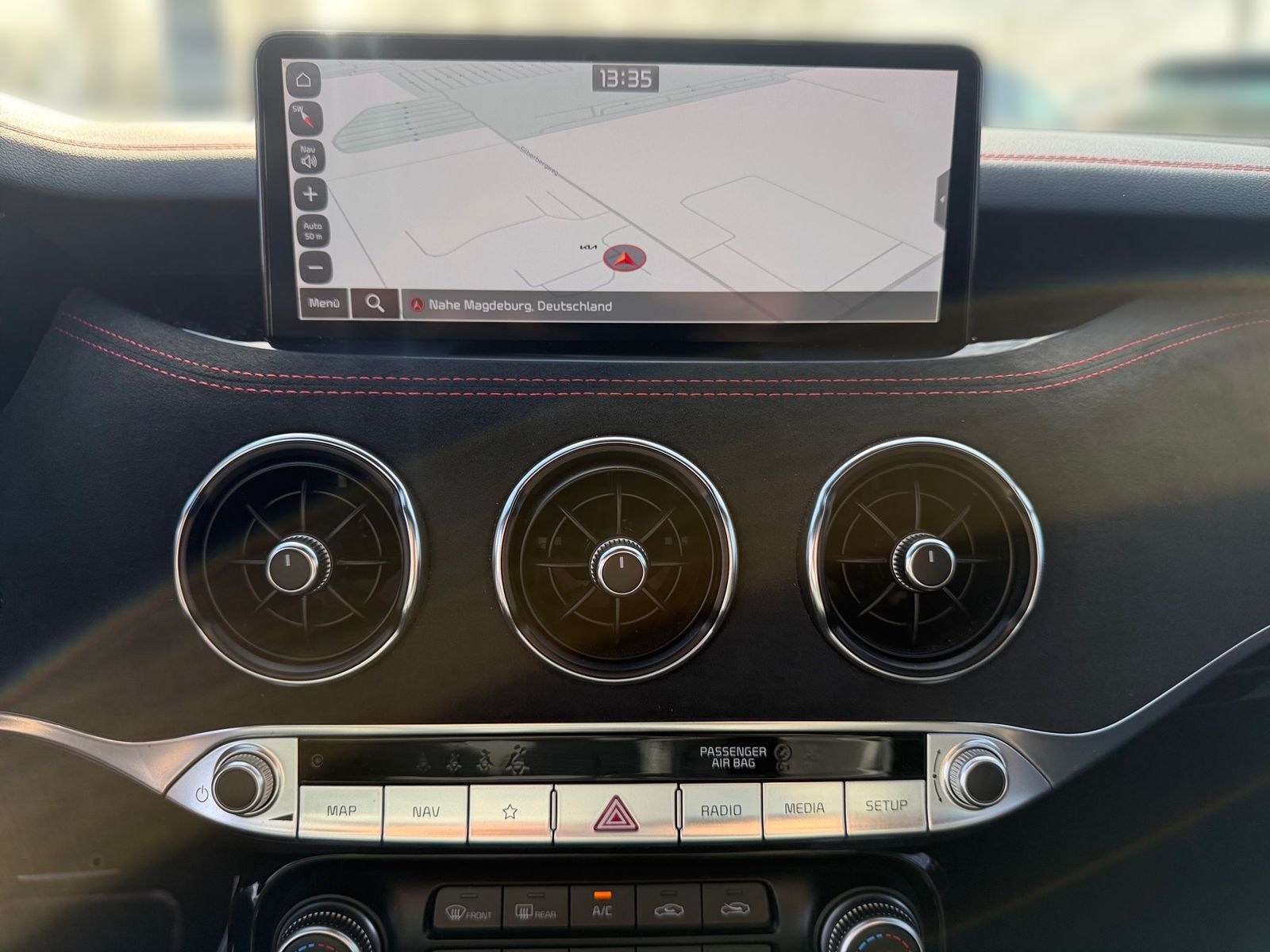 Fahrzeugabbildung Kia STINGER 3.3T AWD AT8 GT VEL.LED GD BASTUCK