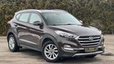 Hyundai Tucson 1.6 Trend 2WD-1.Hand-Navi-Camera-Klimaaut - Hyundai TUCSON: Trend