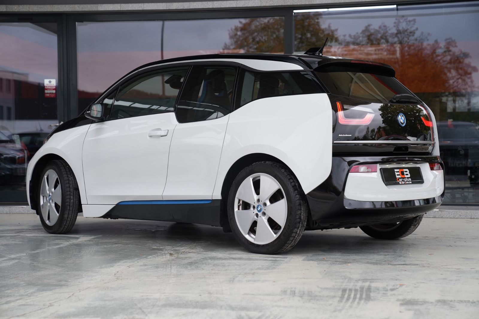 BMW i3  *1.Hand/SHZ/Klimaaut./Temp.* imagem 2