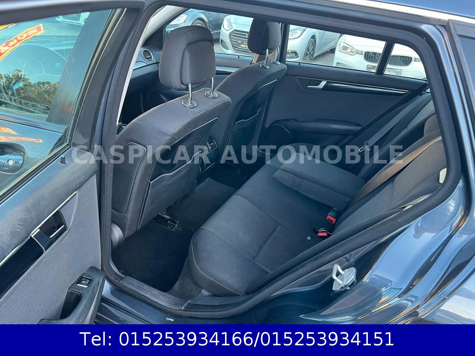 Mercedes-Benz C200 2015 — photo 24