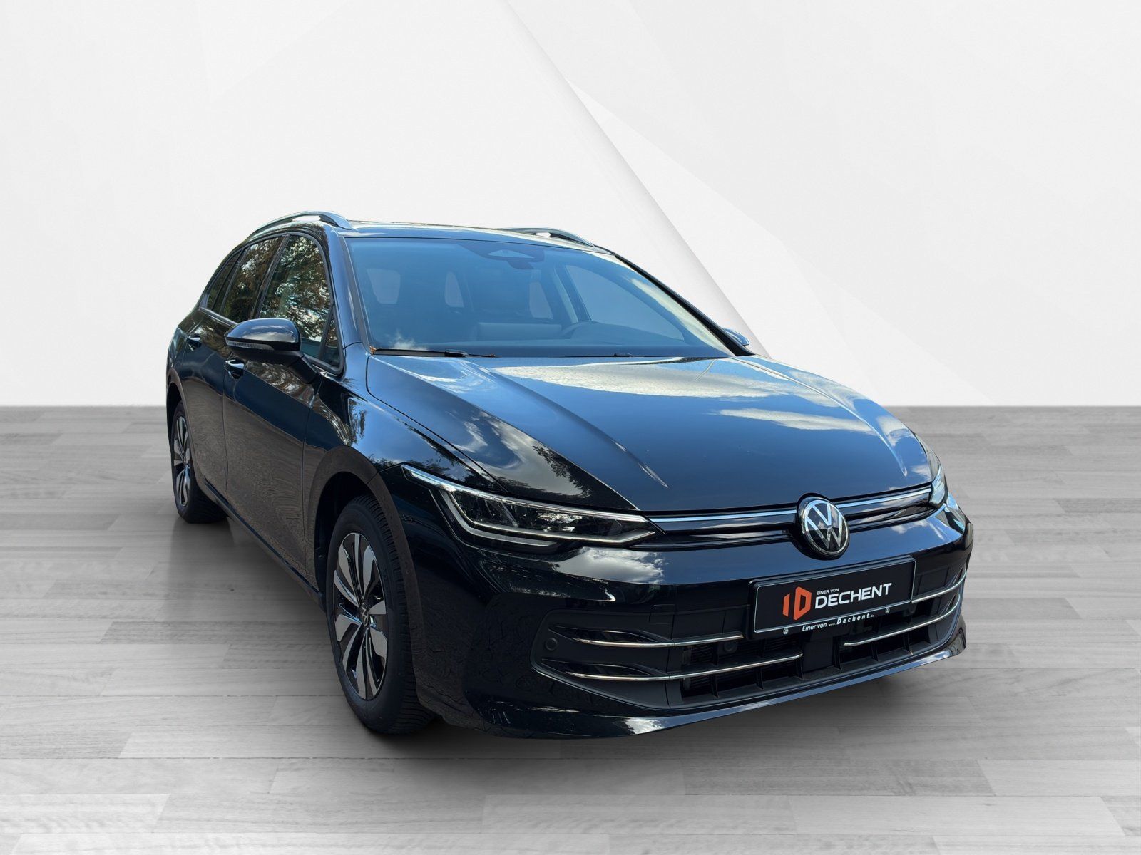 Fahrzeugabbildung Volkswagen Golf VIII Variant 1.5 eTSI W Goal AHK,Kamera,LM