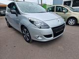 Renault Scenic III BOSE Edition/Automatik/Panorama-Dach - gebrauchte Renault Scenic aus dem Jahr 2011