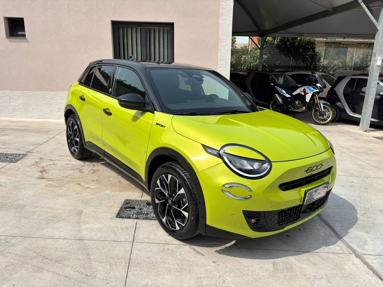 Fiat 600 Hybrid 110 CV DCT MHEV Sport Edizione M imagem 2